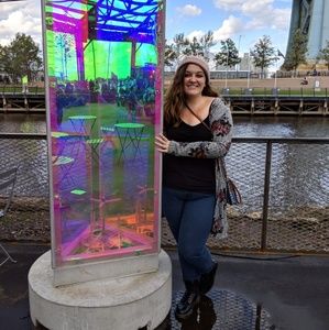 Meet your Posher, Julie